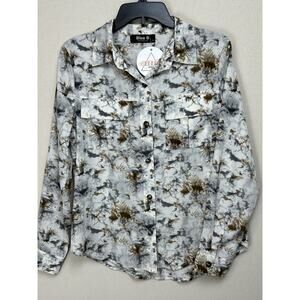 Blue B Collection Women’s Size Small LS Button Up “Loud & Clear” Design